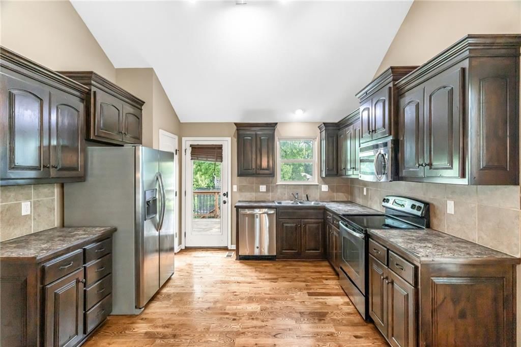 7829 Benson Street — photo 10