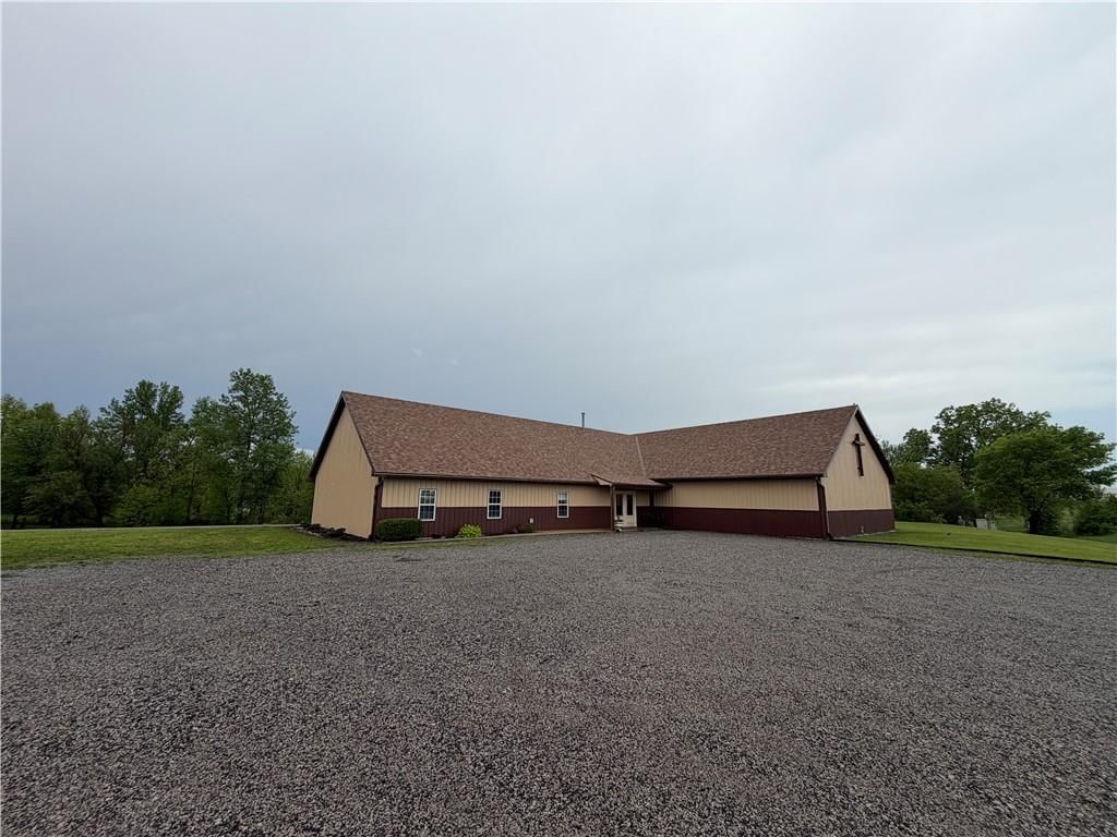 7795 SE Scott Road — photo 2