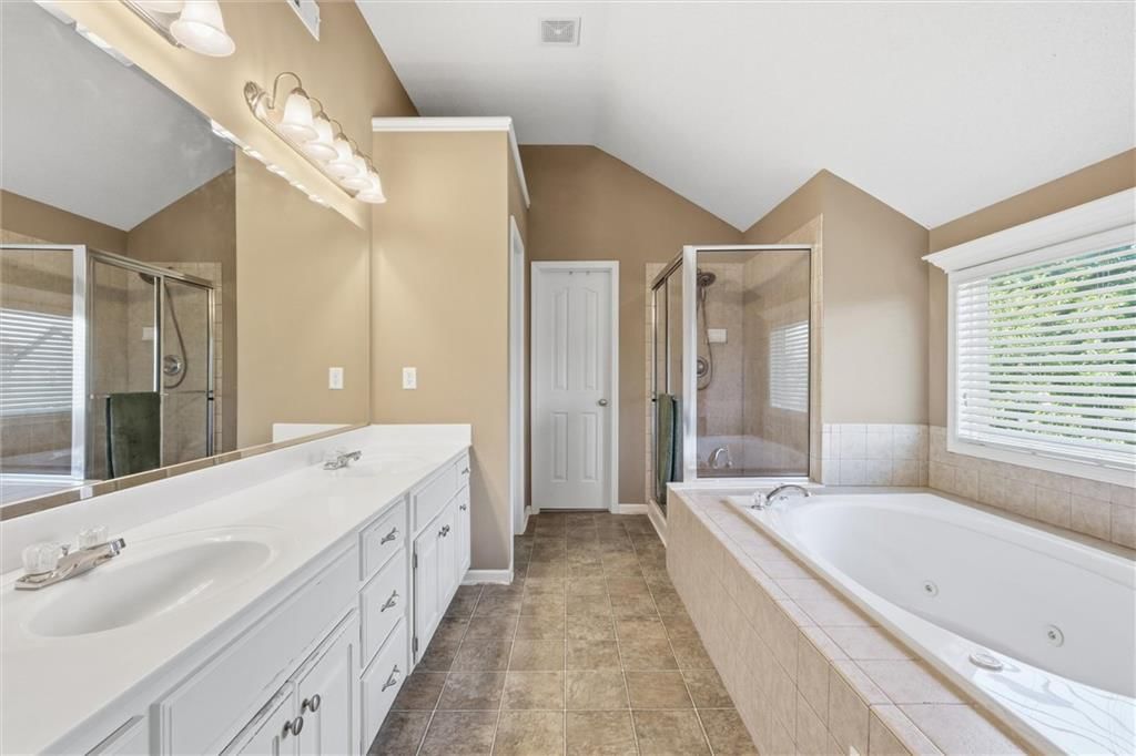 21104 W 53rd Terrace — photo 17