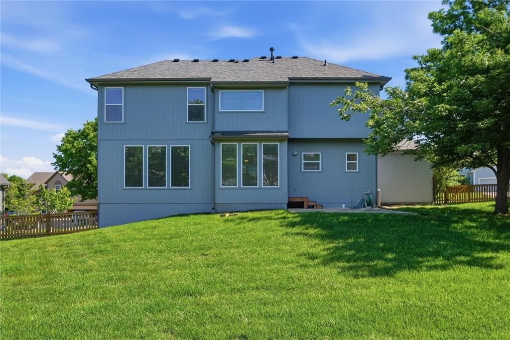 21104 W 53rd Terrace — photo 32