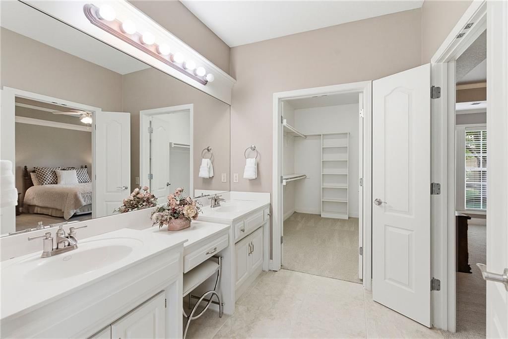 5426 W 145th Street — photo 22