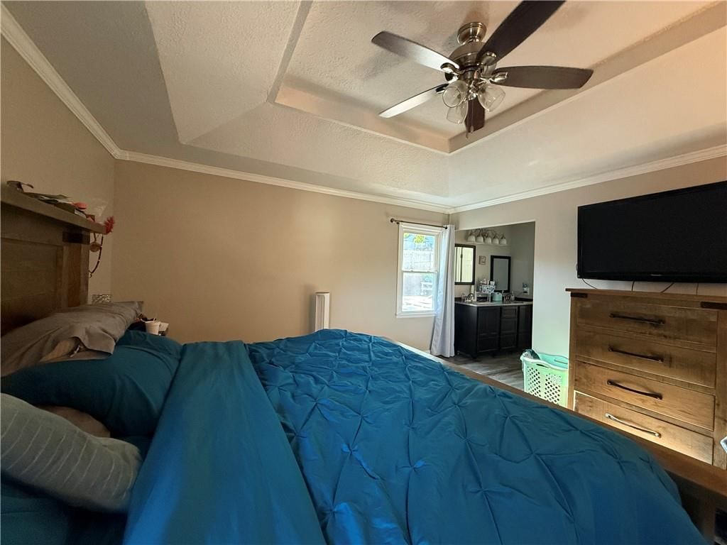 3704 S Willis Avenue — photo 18