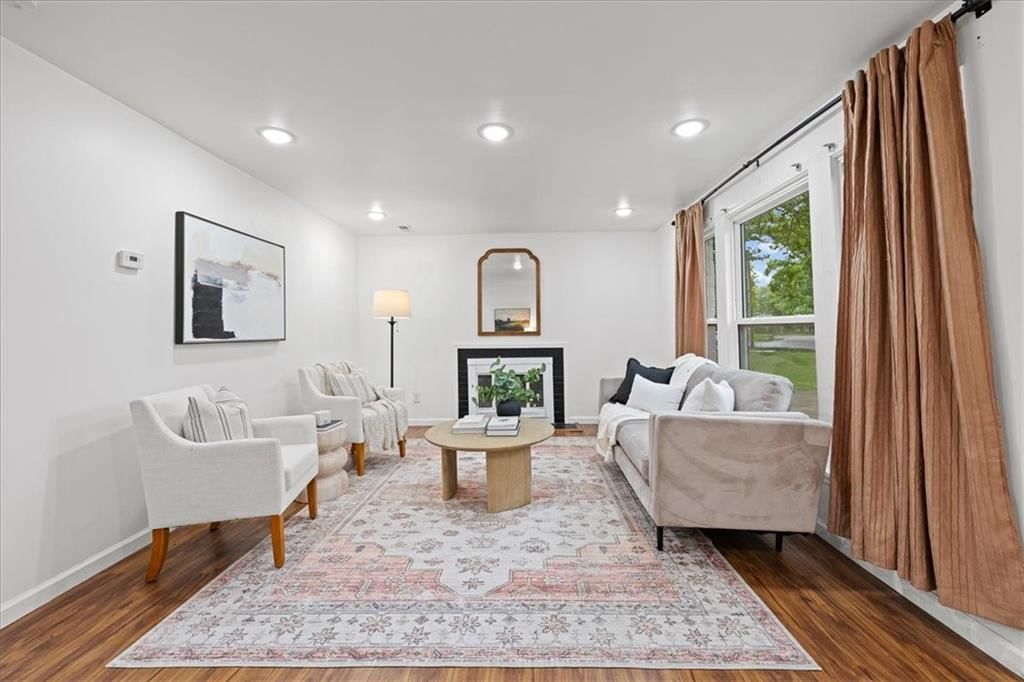 228 W Pocahontas Lane — photo 4