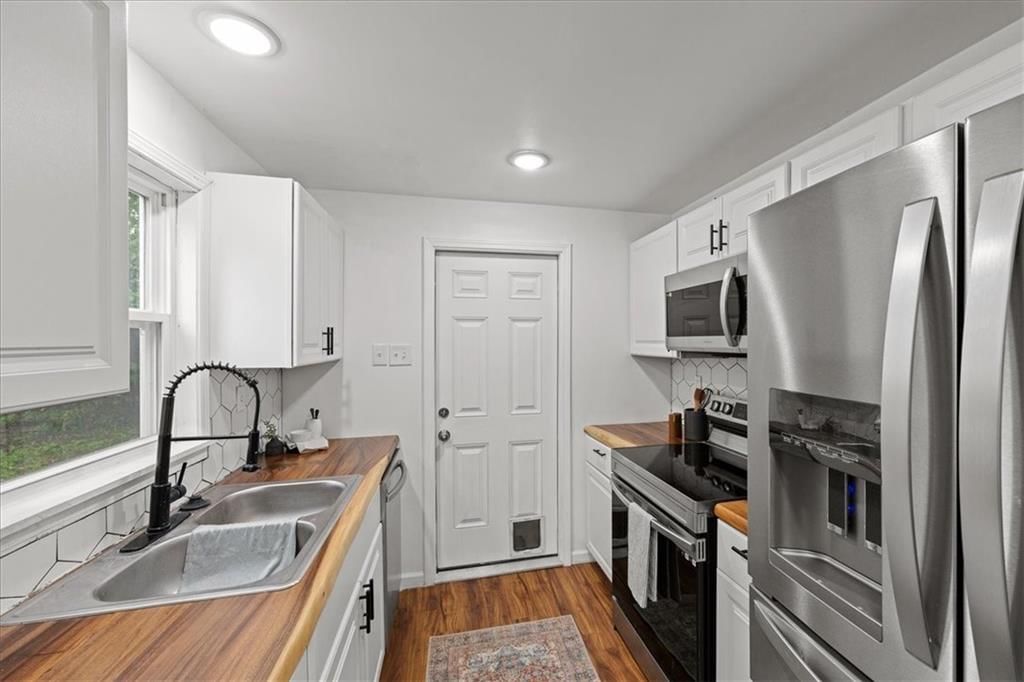 228 W Pocahontas Lane — photo 11
