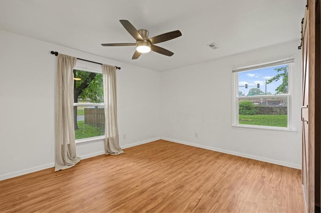 228 W Pocahontas Lane — photo 23