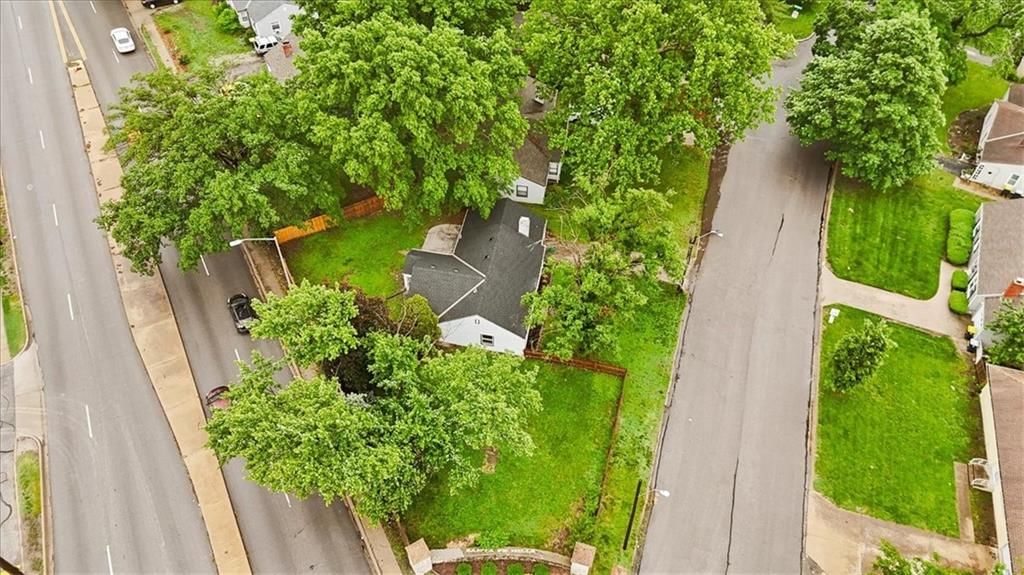 228 W Pocahontas Lane — photo 30
