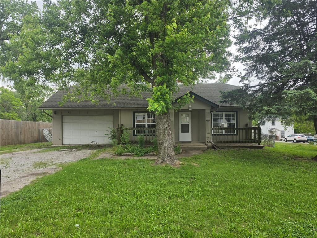 1409 S Kings Highway, Independence, MO