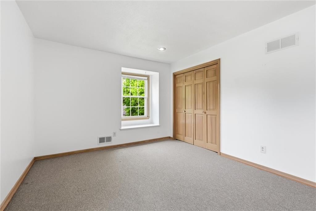3610 S DELAWARE Avenue — photo 14