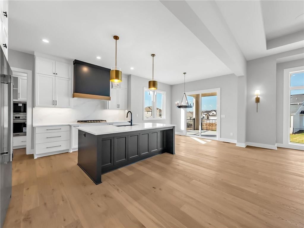16924 Futura Street — photo 6