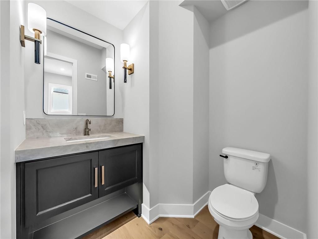 16924 Futura Street — photo 10