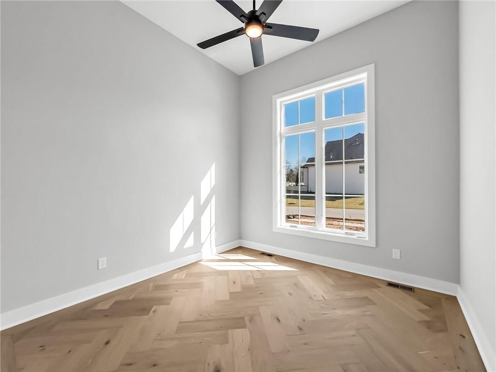 16924 Futura Street — photo 13
