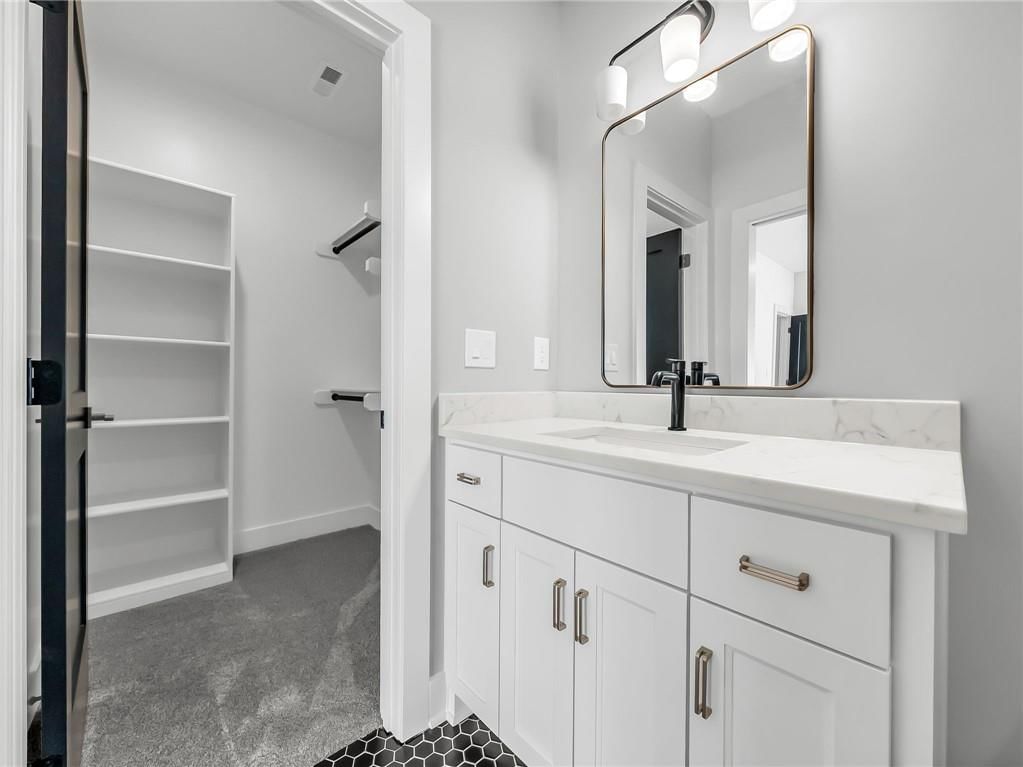 16924 Futura Street — photo 22