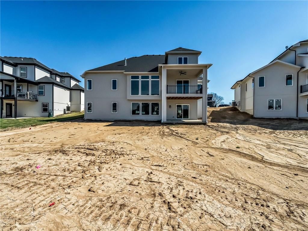 16924 Futura Street — photo 29