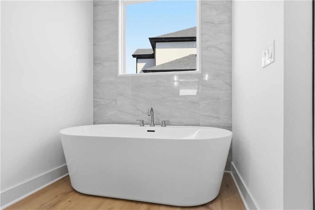 16924 Futura Street — photo 36