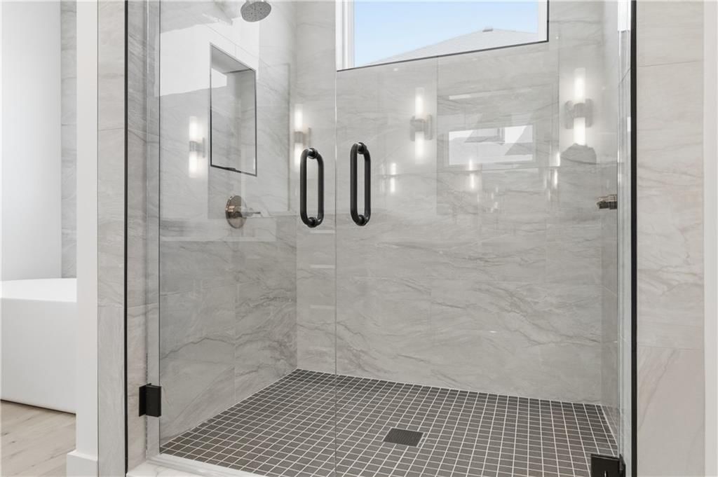 16924 Futura Street — photo 37