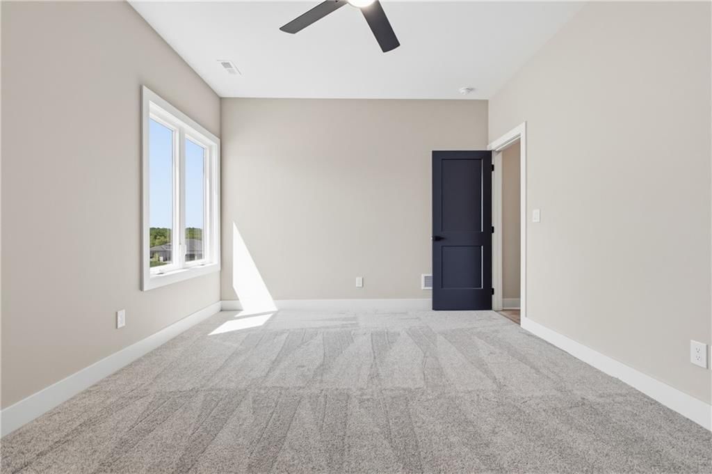 16924 Futura Street — photo 44