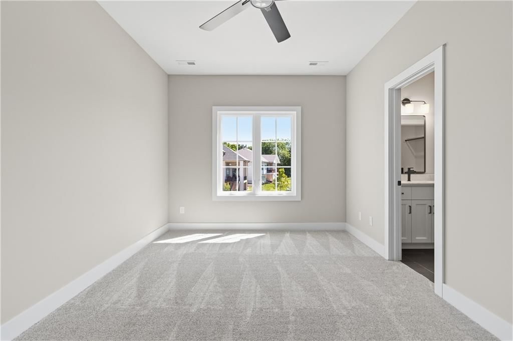 16924 Futura Street — photo 52
