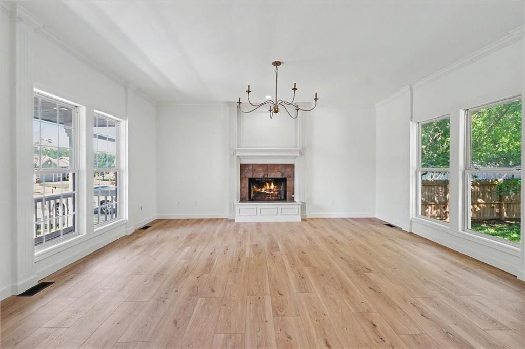212 Hillside Drive — photo 6