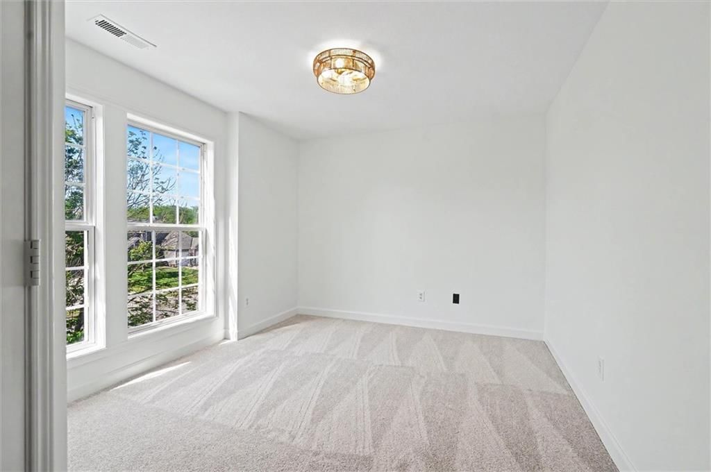212 Hillside Drive — photo 23