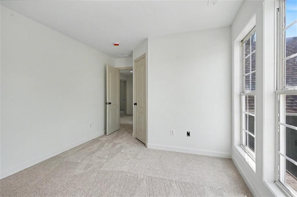 212 Hillside Drive — photo 24