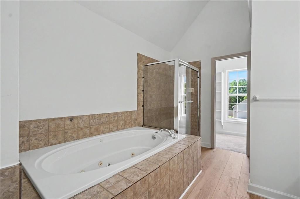 212 Hillside Drive — photo 29