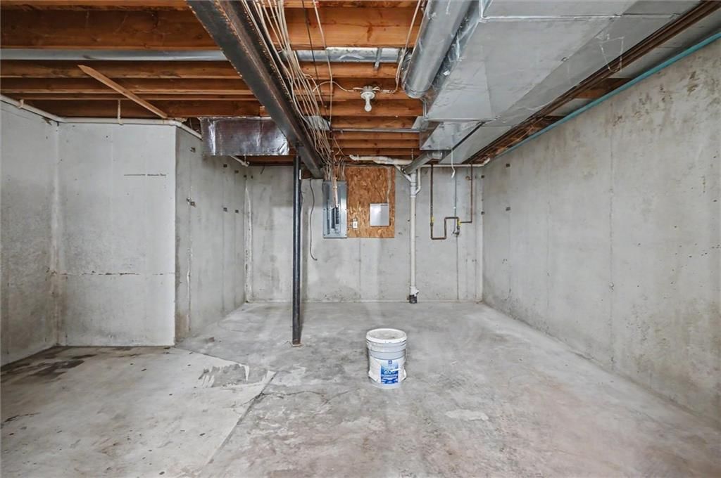 212 Hillside Drive — photo 36