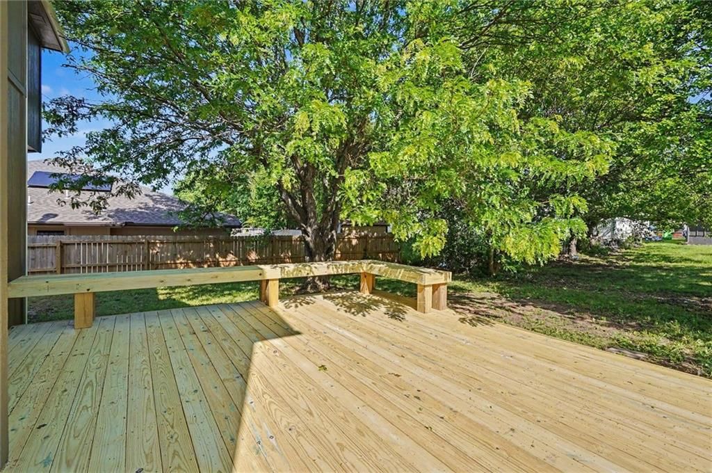 212 Hillside Drive — photo 38