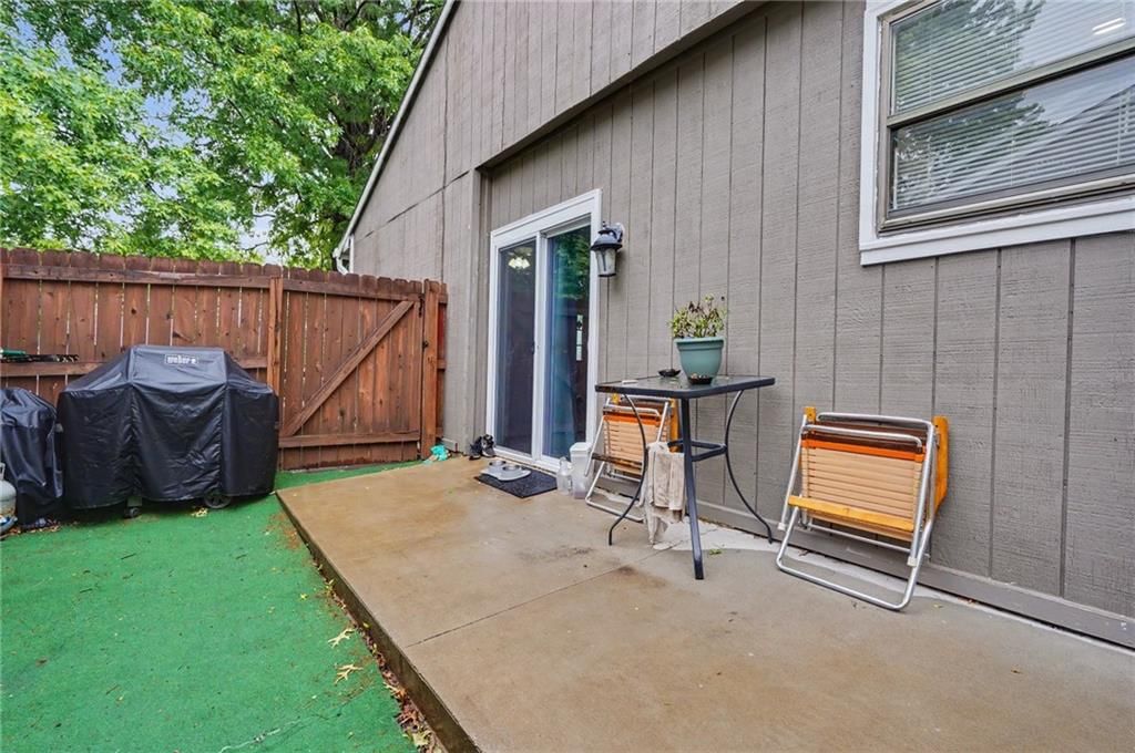 1713 E 21st Terrace — photo 25