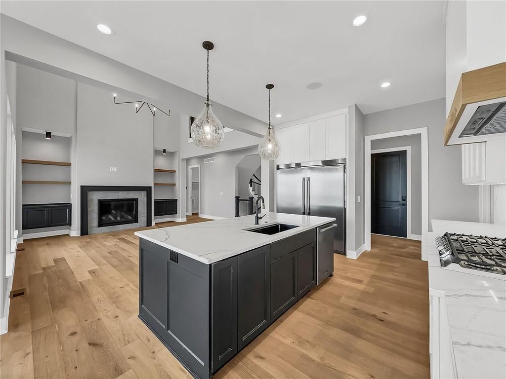 16928 Futura Street — photo 3
