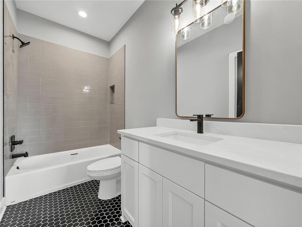 16928 Futura Street — photo 12