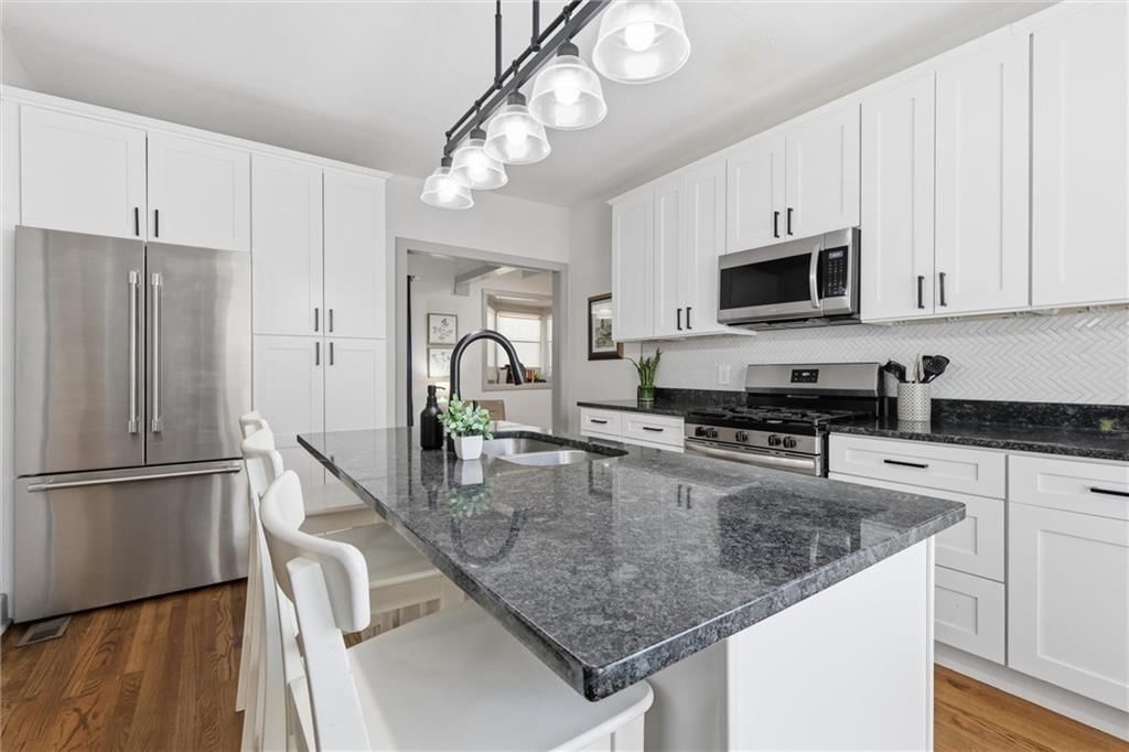 4333 Harrison Street — photo 8