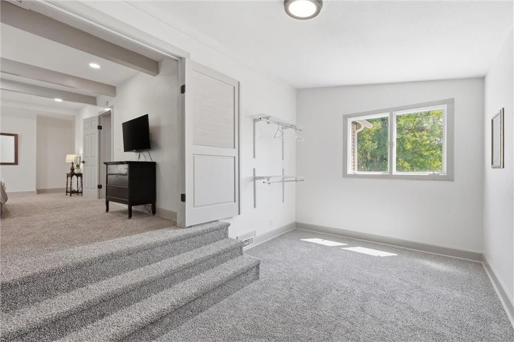 4333 Harrison Street — photo 18