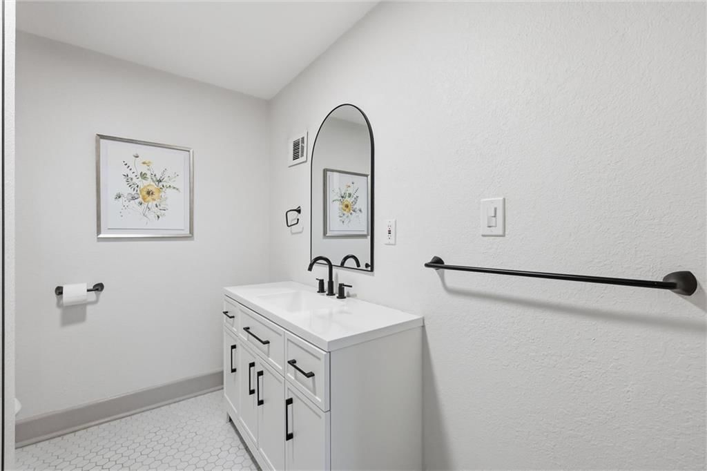 4333 Harrison Street — photo 23