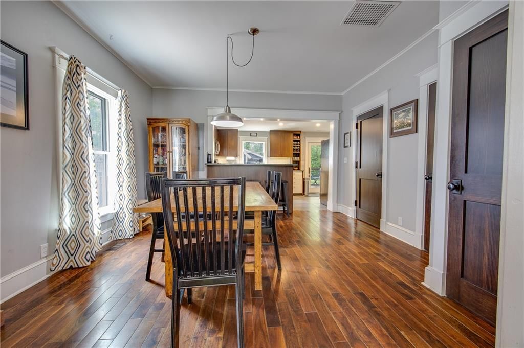 1933 Learnard Avenue — photo 15