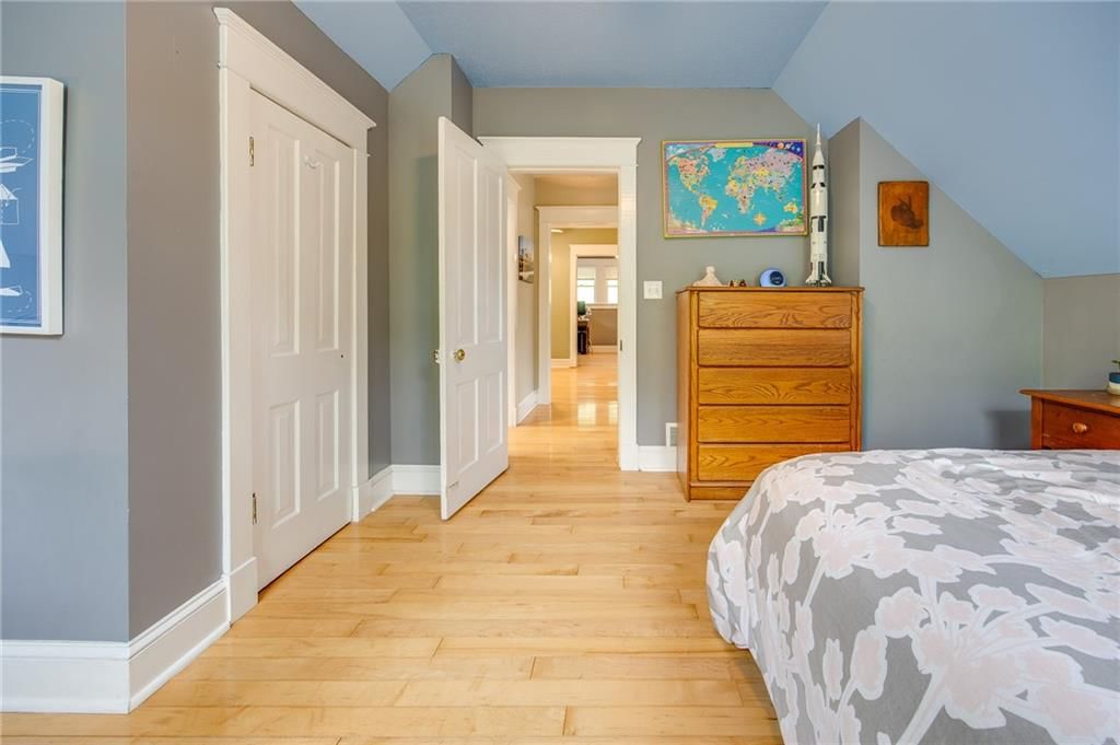 1933 Learnard Avenue — photo 34