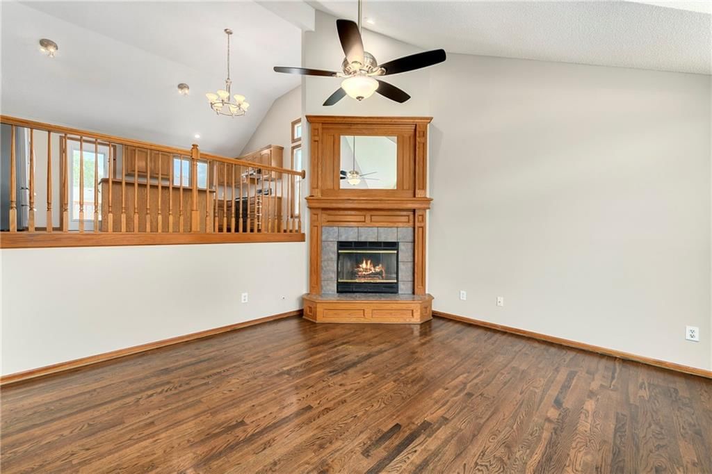 146 W Colleen Drive — photo 4