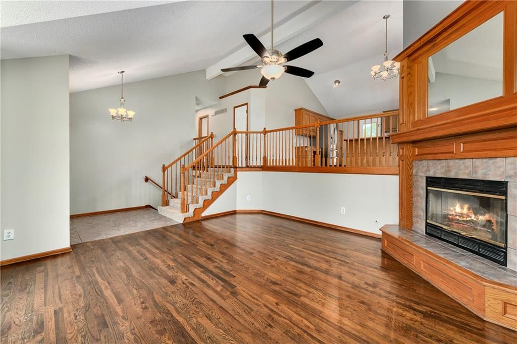 146 W Colleen Drive — photo 5