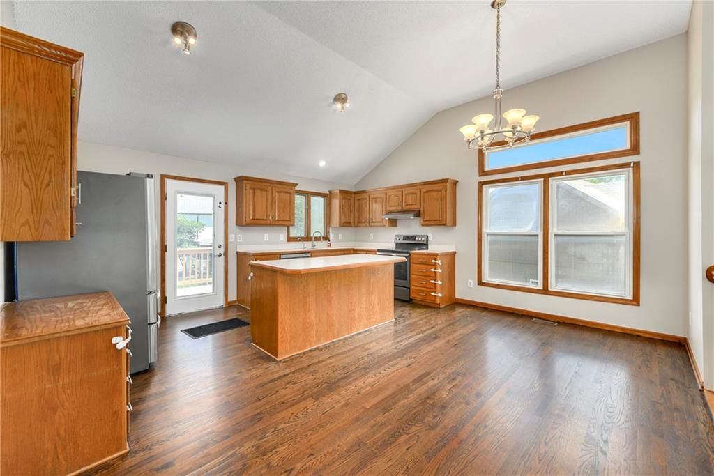 146 W Colleen Drive — photo 7