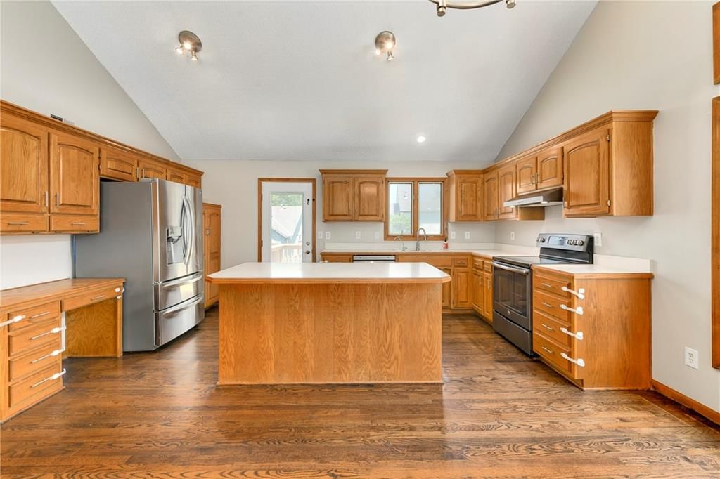146 W Colleen Drive — photo 8