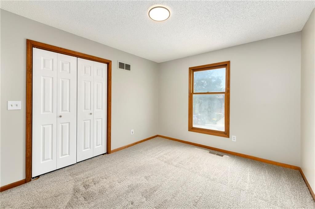 146 W Colleen Drive — photo 15
