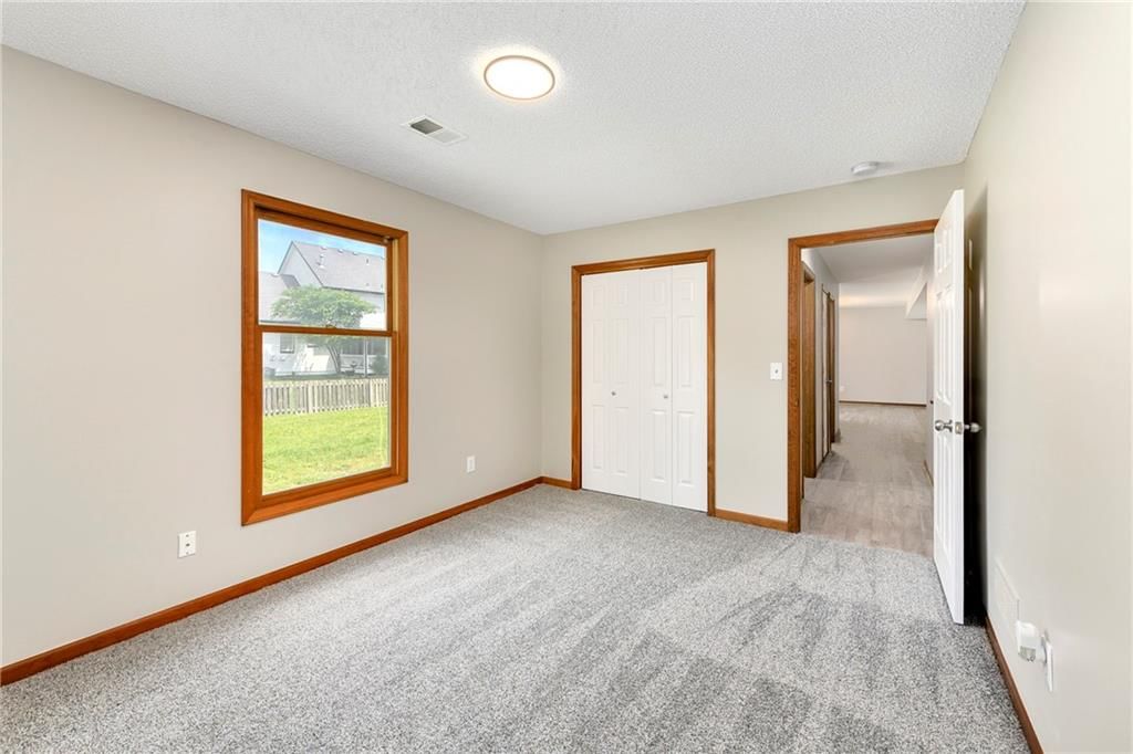 146 W Colleen Drive — photo 19