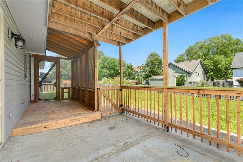 146 W Colleen Drive — photo 22