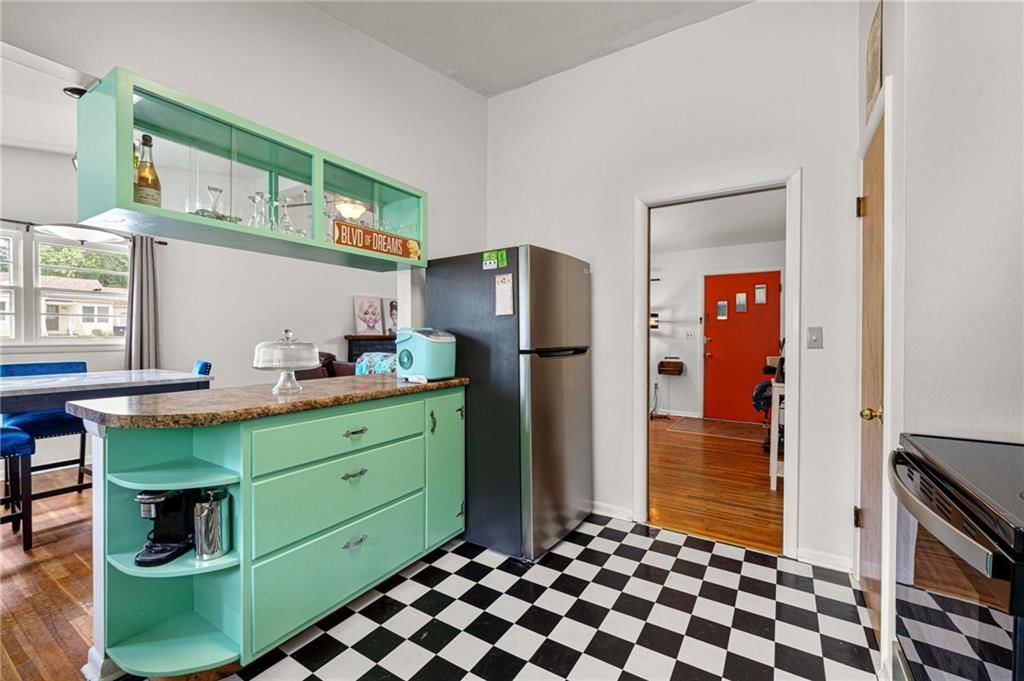 1030 Anderson Street — photo 19