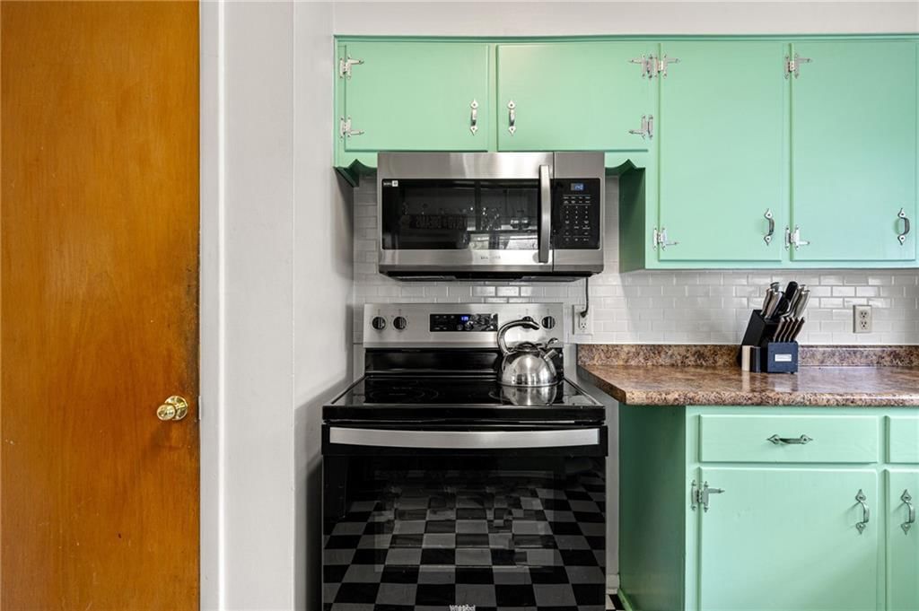 1030 Anderson Street — photo 21