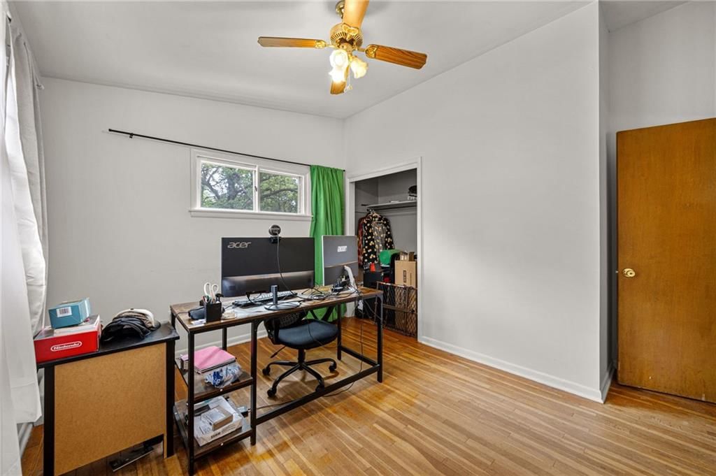 1030 Anderson Street — photo 25