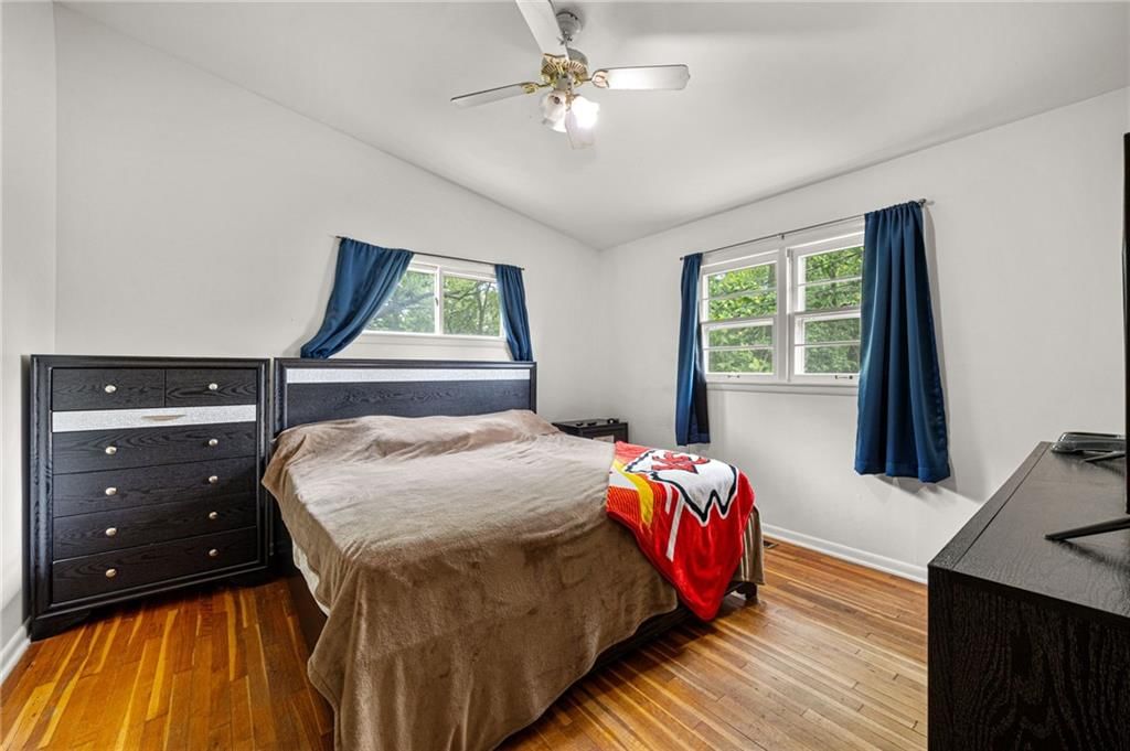 1030 Anderson Street — photo 27
