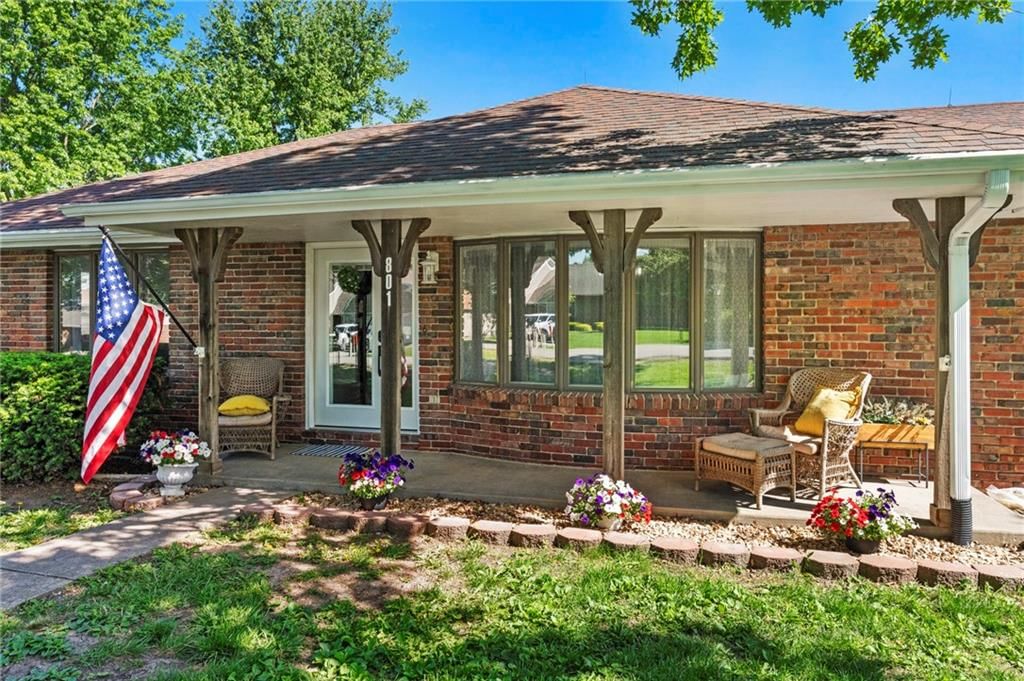 801 Shona Drive — photo 3