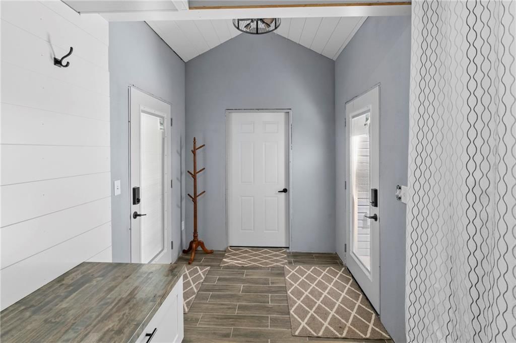 801 Shona Drive — photo 33