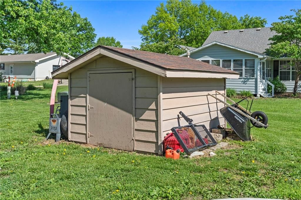 801 Shona Drive — photo 45