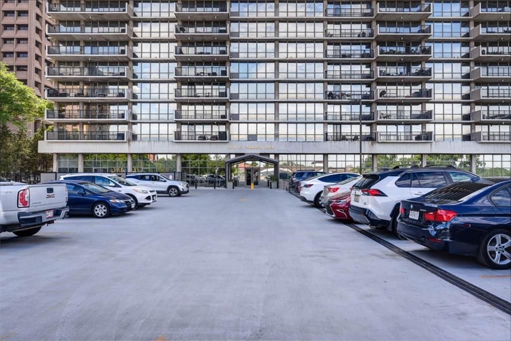 600 E Admiral Boulevard — photo 5